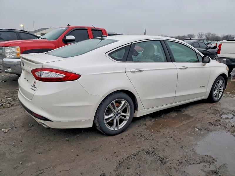 Photo 3 from auction – 2016 FORD FUSION TIT with VIN 3FA6P0RU4GR249543