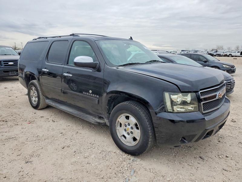 Photo 4 from auction – 2011 CHEVROLET SUBURBAN C with VIN 1GNSCJE08BR122514