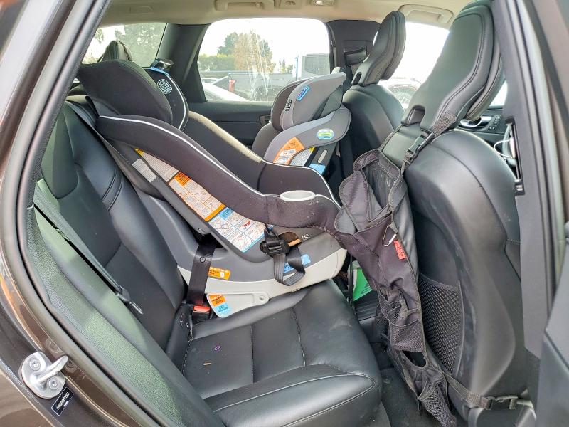 Photo 11 from auction – 2023 VOLVO XC60 with VIN YV4H60DV3P1213453