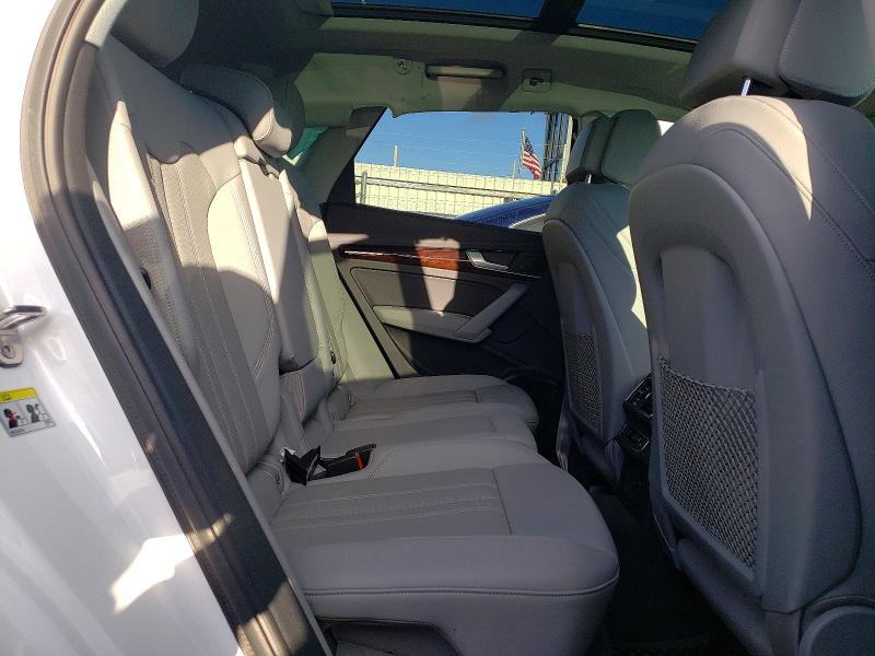 Photo 11 from auction – 2018 AUDI Q5 PREMIUM with VIN WA1BNAFY0J2017281