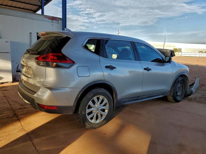 Photo 3 from auction – 2017 NISSAN ROGUE S with VIN KNMAT2MT0HP540401
