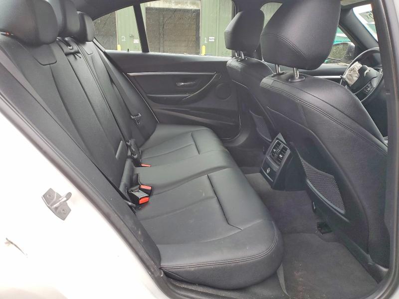 Photo 10 from auction – 2016 BMW 328 with VIN WBA8E9G51GNT83645