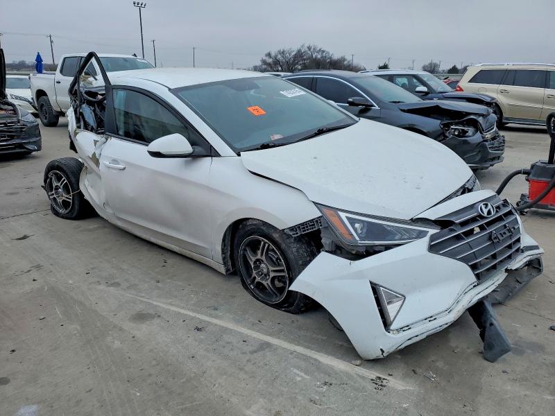 Photo 4 from auction – 2019 HYUNDAI ELANTRA with VIN 5NPD74LF3KH466547