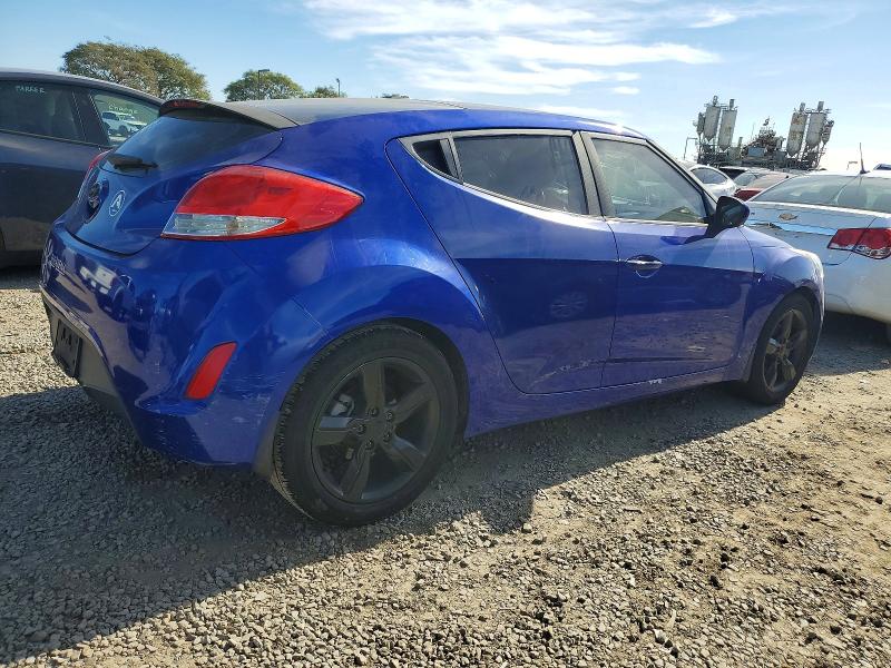 Photo 3 from auction – 2013 HYUNDAI VELOSTER with VIN KMHTC6AD0DU097087