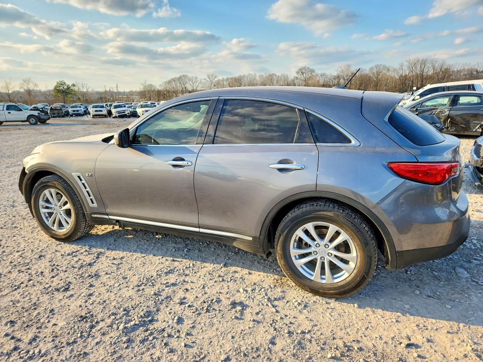 Photo 2 from auction – 2017 INFINITI QX70 with VIN JN8CS1MUXHM142195