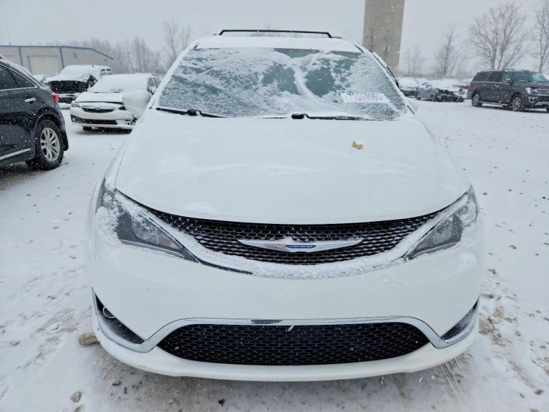 Photo 5 from auction – 2017 CHRYSLER PACIFICA T with VIN 2C4RC1EG9HR513842
