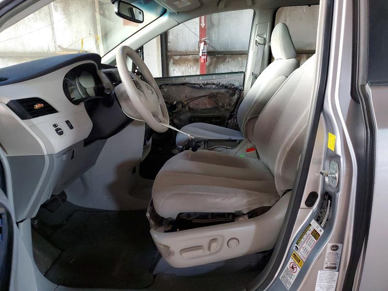 Photo 7 from auction – 2011 TOYOTA SIENNA LE with VIN 5TDKK3DC3BS028710