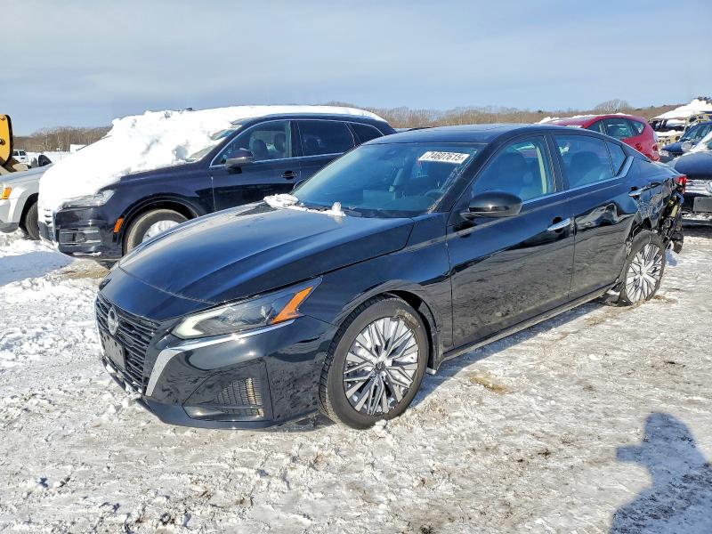 NISSAN ALTIMA 2023 with VIN 1N4BL4DV9PN401370 - Photo from auction