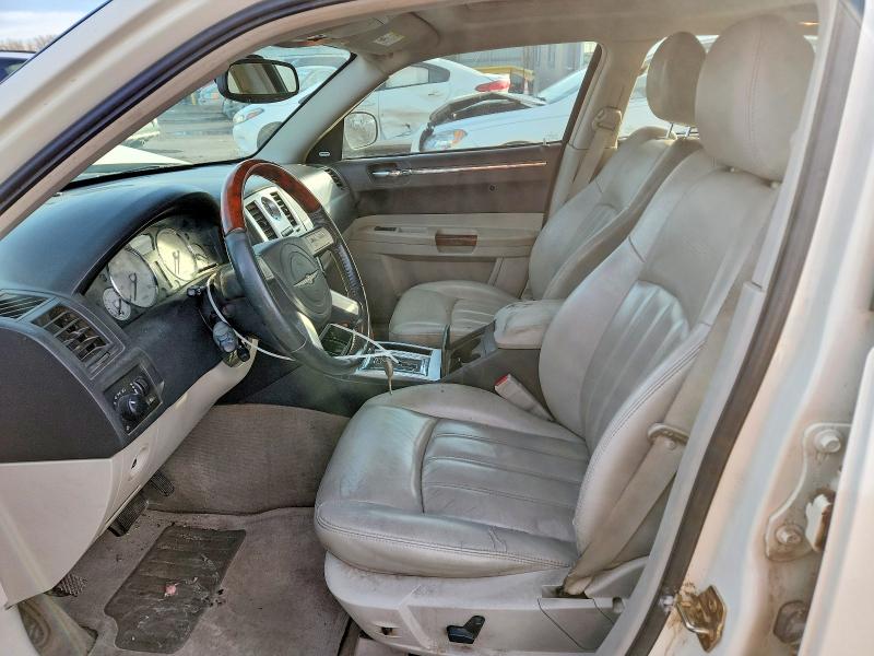 Photo 7 from auction – 2006 CHRYSLER 300C with VIN 2C3LA63H86H365422