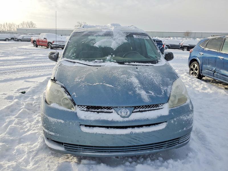 Photo 5 from auction – 2004 TOYOTA SIENNA CE with VIN 5TDZA23C44S167972