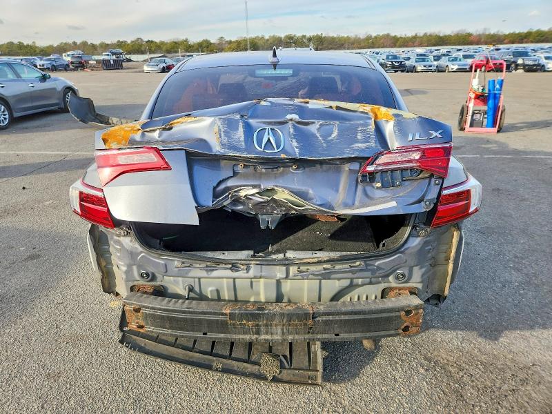 Photo 6 from auction – 2018 ACURA ILX BASE W with VIN 19UDE2F31JA007150