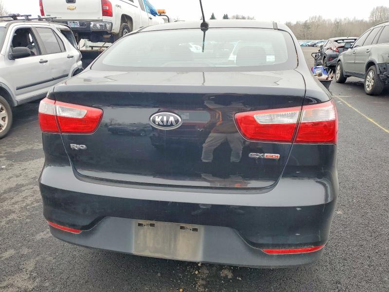 Photo 6 from auction – 2016 KIA RIO EX with VIN KNADN4A31G6569821