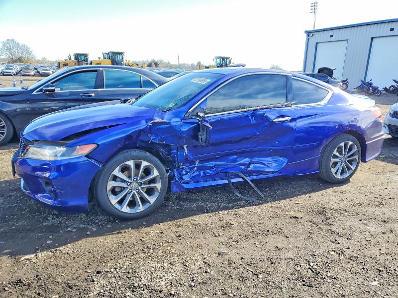 HONDA ACCORD EXL 2013 with VIN 1HGCT2B86DA003229 - Photo from auction