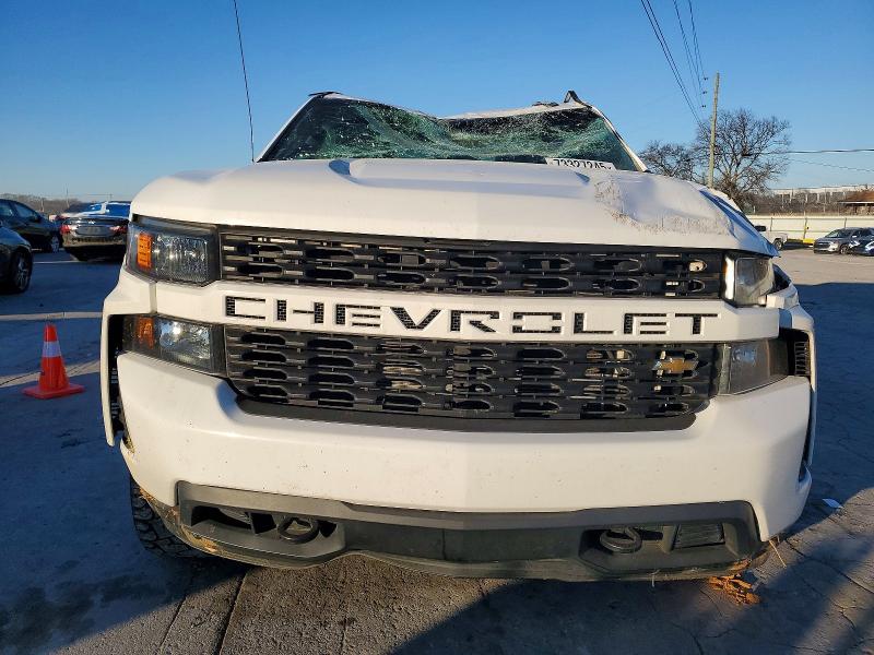 Photo 5 from auction – 2019 CHEVROLET SILVERADO with VIN 1GCUYBEF0KZ173292