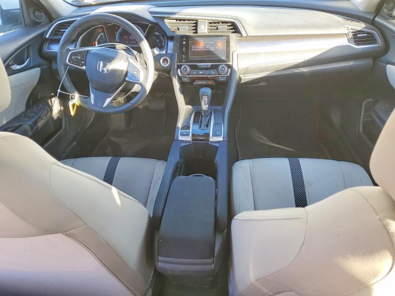 Photo 8 from auction – 2016 HONDA CIVIC EX with VIN 19XFC1F39GE200353