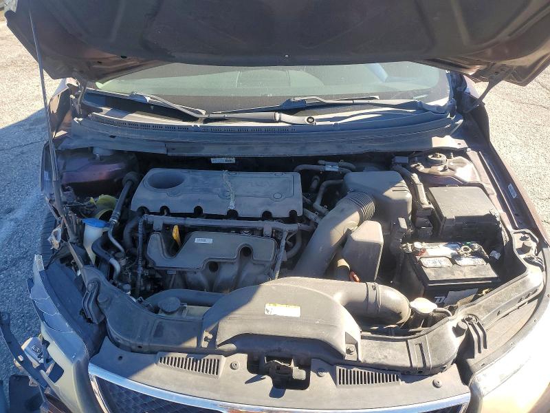Photo 11 from auction – 2010 KIA FORTE EX with VIN KNAFU4A24A5177268