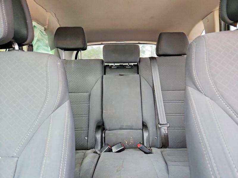 Photo 10 from auction – 2016 KIA SORENTO with VIN 5XYPG4A37GG164943