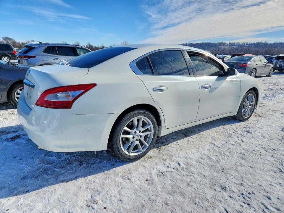 Photo 3 from auction – 2014 NISSAN MAXIMA S with VIN 1N4AA5AP5EC434193