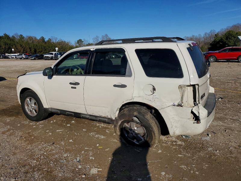 Photo 2 from auction – 2009 FORD ESCAPE with VIN 1FMCU03G59KA07887