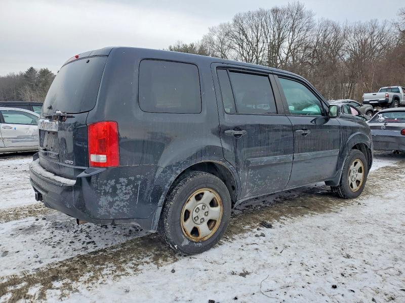 Photo 3 from auction – 2014 HONDA PILOT LX with VIN 5FNYF4H21EB015310