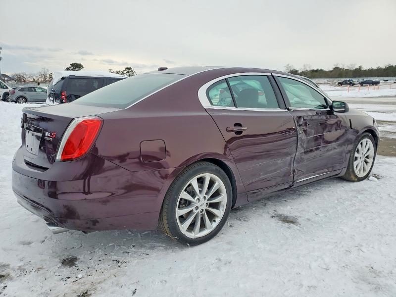 Photo 3 from auction – 2011 LINCOLN MKS with VIN 1LNHL9FT2BG605627