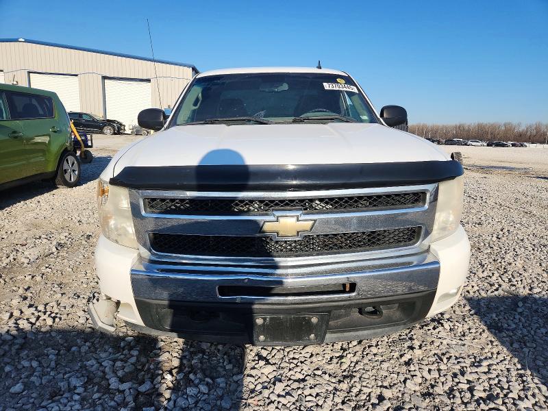 Photo 5 from auction – 2011 CHEVROLET SILVERADO with VIN 1GCRKSE33BZ183036