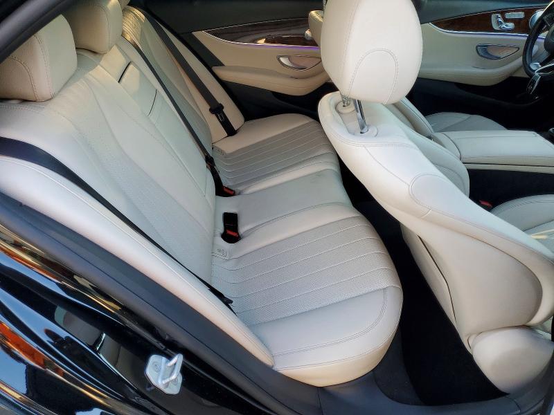Photo 10 from auction – 2017 MERCEDES-BENZ E 300 with VIN WDDZF4JB5HA008264