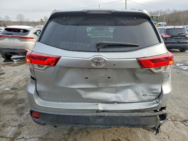 Photo 6 from auction – 2017 TOYOTA HIGHLANDER with VIN 5TDJZRFH5HS445953