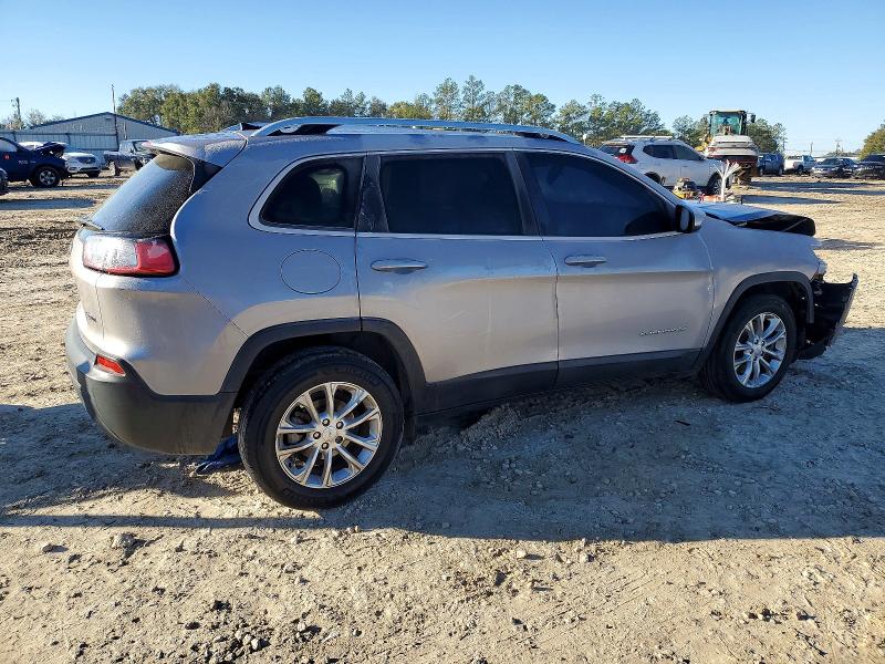 Photo 3 from auction – 2019 JEEP CHEROKEE L with VIN 1C4PJLCB2KD308471