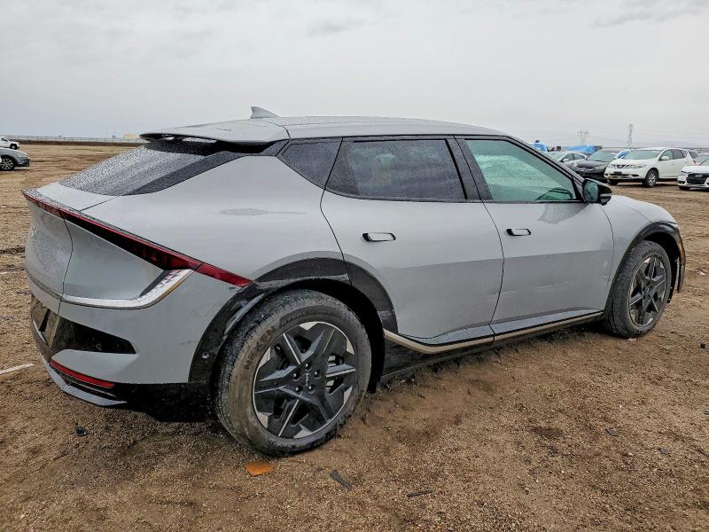 Photo 3 from auction – 2025 KIA EV6 LIGHT with VIN 5XYC34JA8SG010159