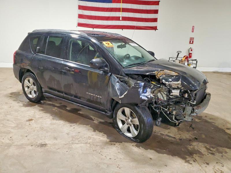 Photo 4 from auction – 2015 JEEP COMPASS LA with VIN 1C4NJDEB3FD118078