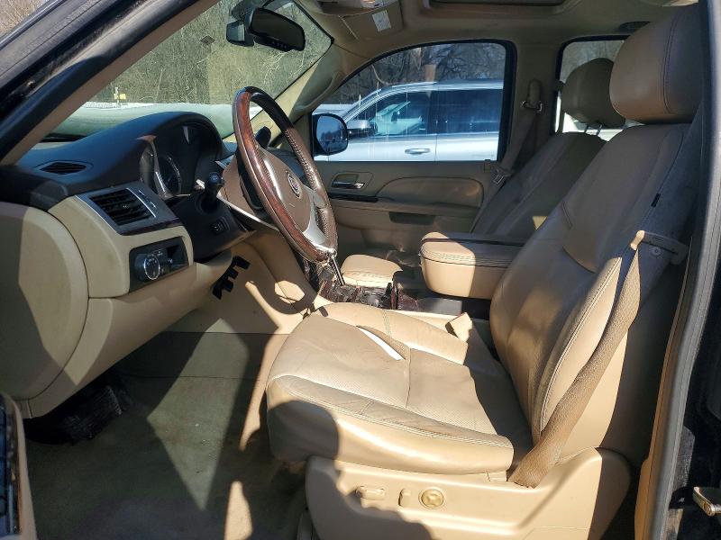 Photo 7 from auction – 2010 CADILLAC ESCALADE with VIN 1GYUCBEF1AR155729