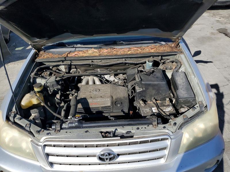 Photo 12 from auction – 2003 TOYOTA HIGHLANDER with VIN JTEGF21A030075488
