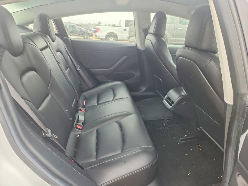Photo 10 from auction – 2018 TESLA MODEL 3 with VIN 5YJ3E1EA9JF051893