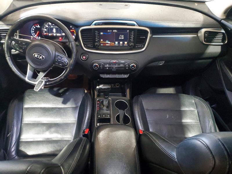 Photo 8 from auction – 2016 KIA SORENTO SX with VIN 5XYPKDA56GG100392