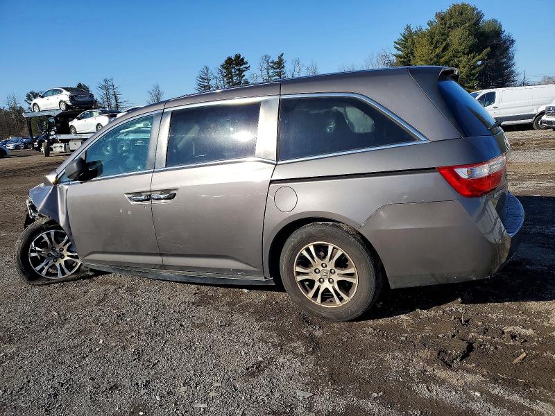 Photo 2 from auction – 2011 HONDA ODYSSEY EX with VIN 5FNRL5H48BB054492