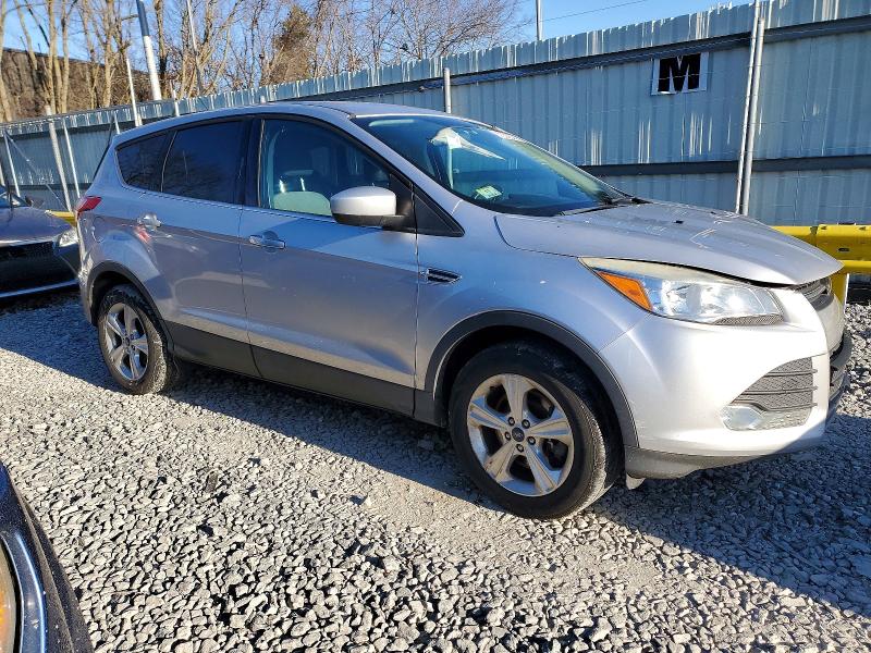 Photo 4 from auction – 2015 FORD ESCAPE SE with VIN 1FMCU9GX3FUB74019
