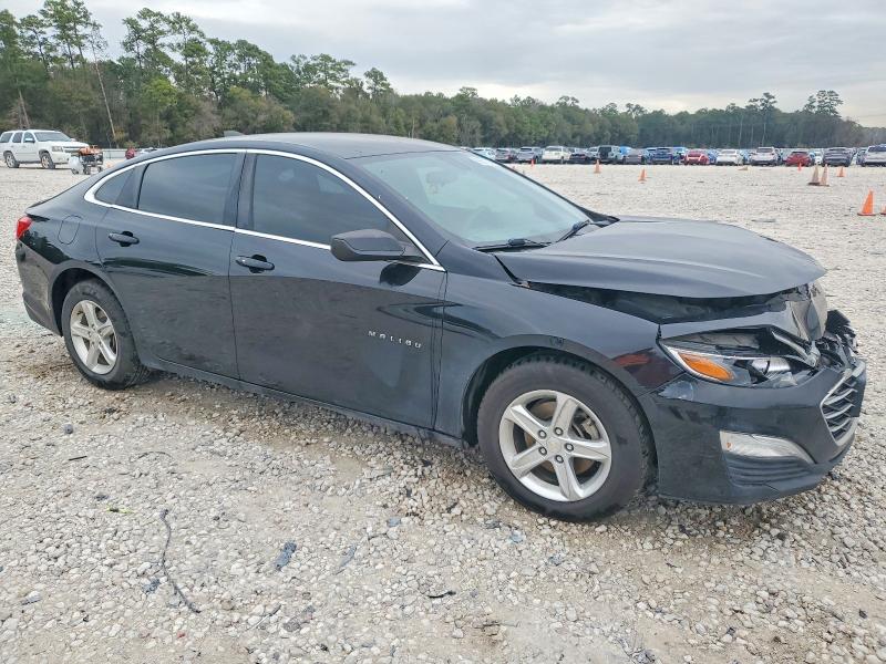 Photo 4 from auction – 2019 CHEVROLET MALIBU LS with VIN 1G1ZB5ST6KF228115