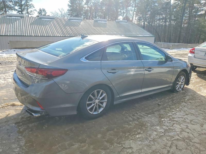 Photo 3 from auction – 2018 HYUNDAI SONATA SE with VIN 5NPE24AF9JH710030