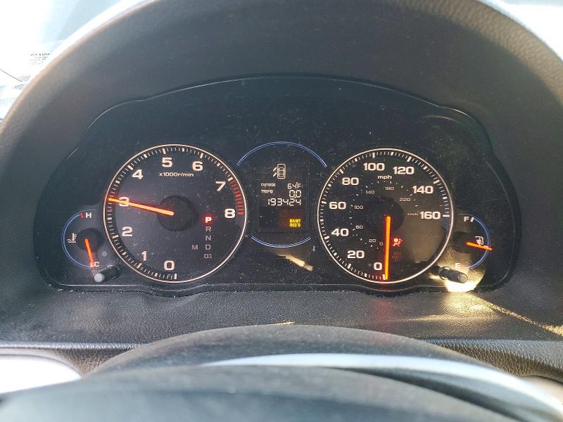 Photo 9 from auction – 2005 ACURA TSX with VIN JH4CL96855C033201