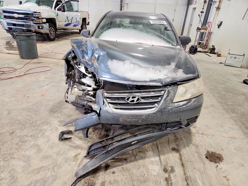Photo 5 from auction – 2009 HYUNDAI SONATA with VIN 5NPET46C99H506366