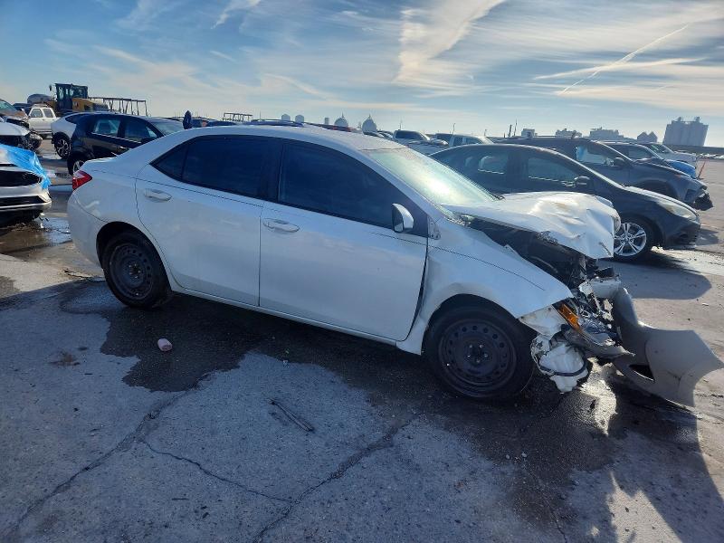 Photo 4 from auction – 2017 TOYOTA COROLLA with VIN 5YFBURHE7HP593987