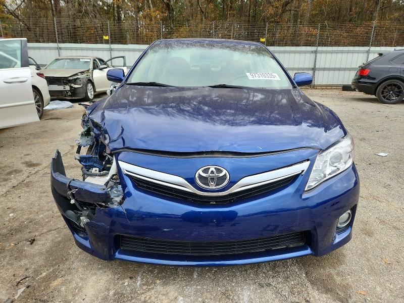 Photo 5 from auction – 2011 TOYOTA CAMRY with VIN 4T1BB3EKXBU128199
