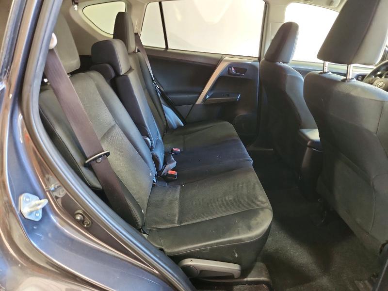 Photo 11 from auction – 2018 TOYOTA RAV4 with VIN JTMZFREV8JJ722407
