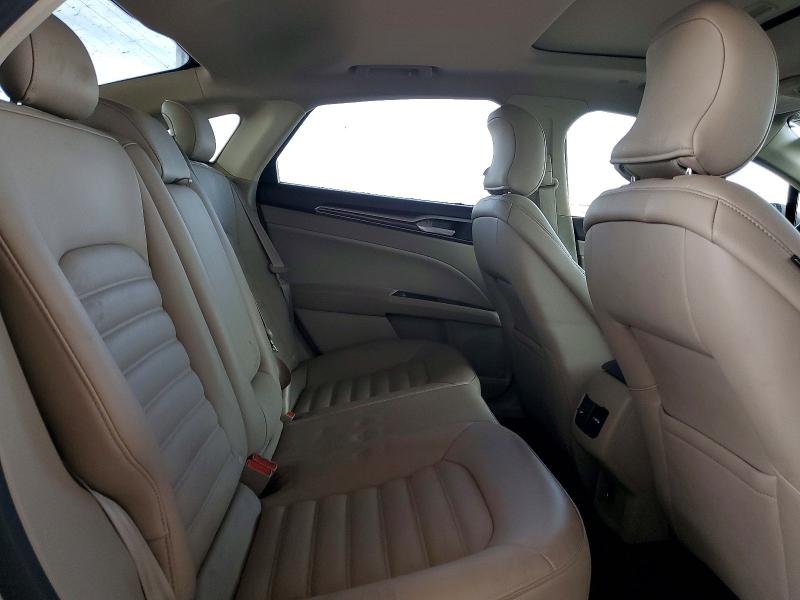 Photo 10 from auction – 2019 FORD FUSION with VIN 3FA6P0MU9KR262630