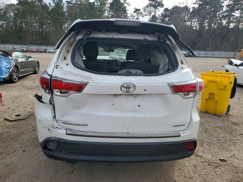 Photo 6 from auction – 2016 TOYOTA HIGHLANDER with VIN 5TDYKRFH0GS168811