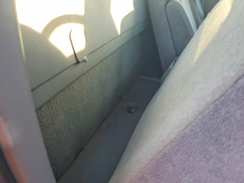 صورة رقم 10 من المزاد - 2000 CHEVROLET SILVERADO مع VIN 1GCEC14T5YE105476