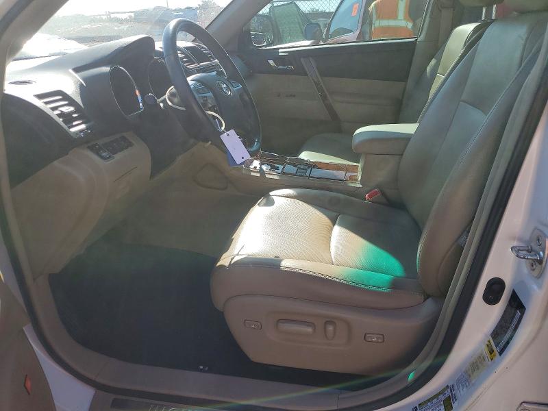 Photo 7 from auction – 2013 TOYOTA HIGHLANDER with VIN 5TDYK3EHXDS111722