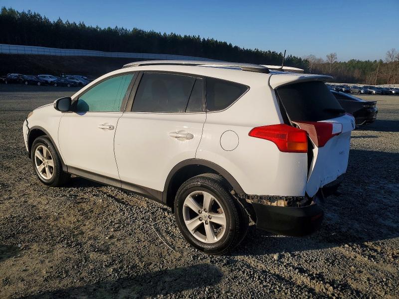Photo 2 from auction – 2014 TOYOTA RAV4 with VIN 2T3WFREV8EW105017