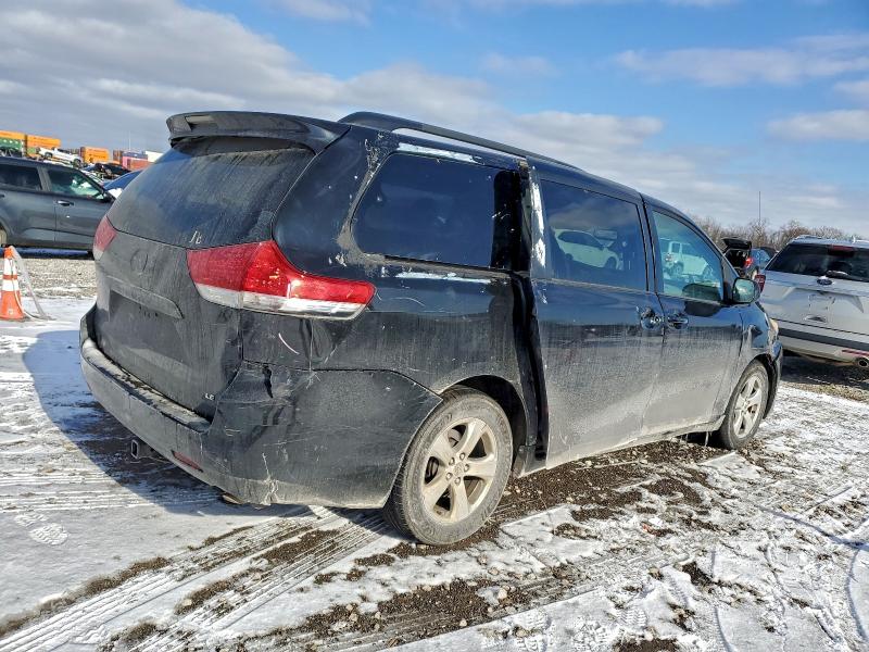 Photo 3 from auction – 2011 TOYOTA SIENNA LE with VIN 5TDKK3DC5BS066228